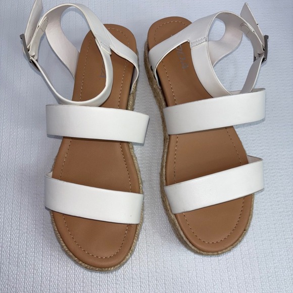 Soda Espadrille Platform Sandals White Ankle Strap Casual Shoes Size 10M - Picture 2 of 6